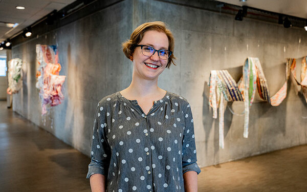 How One Artist Stopped Art Business Overwhelm in Its Tracks