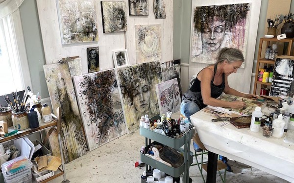 What I Learned From Applying to 100 Artist Opportunities